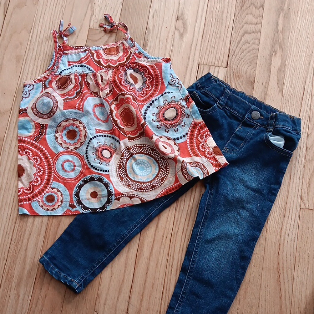 Colorful Patterned Top and Denim Jeans Set Gap 3t/4t